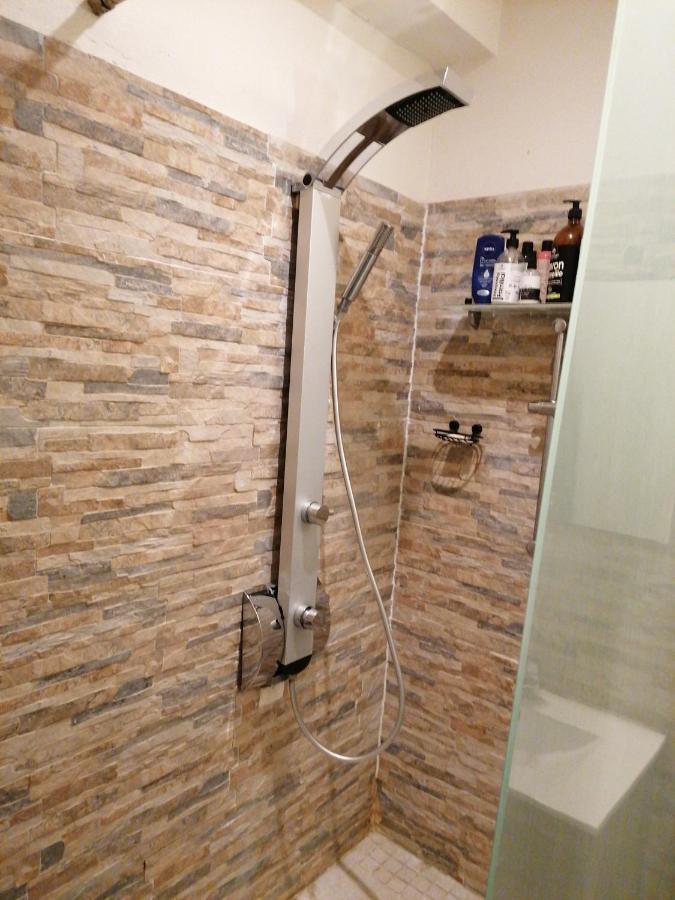 סן-פייר Jolie Chambre Climatisee Avec Balcon Chez L'Habitant מראה חיצוני תמונה