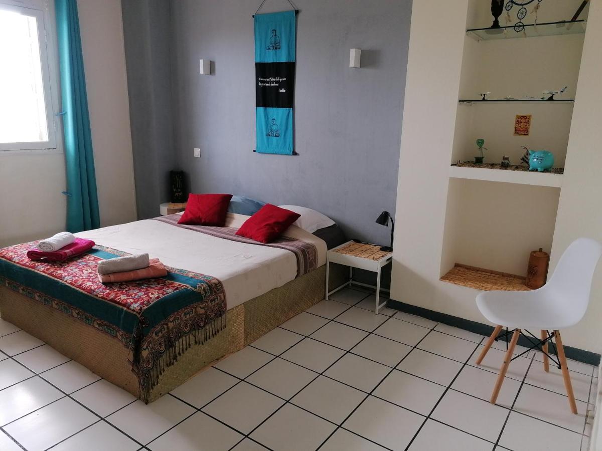 סן-פייר Jolie Chambre Climatisee Avec Balcon Chez L'Habitant מראה חיצוני תמונה